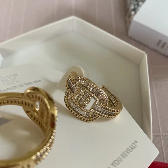 Bomb Party April 2025 Earrings NEW NEVER WORN - Picture 3 of 7